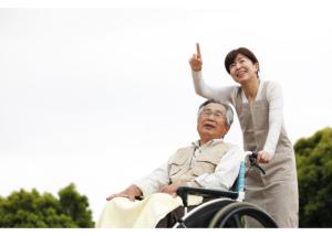 千林大宮|介護付き有料老人ホームの介護福祉士